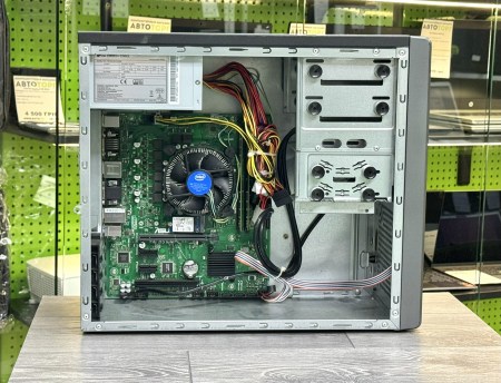Core i3-10100 1